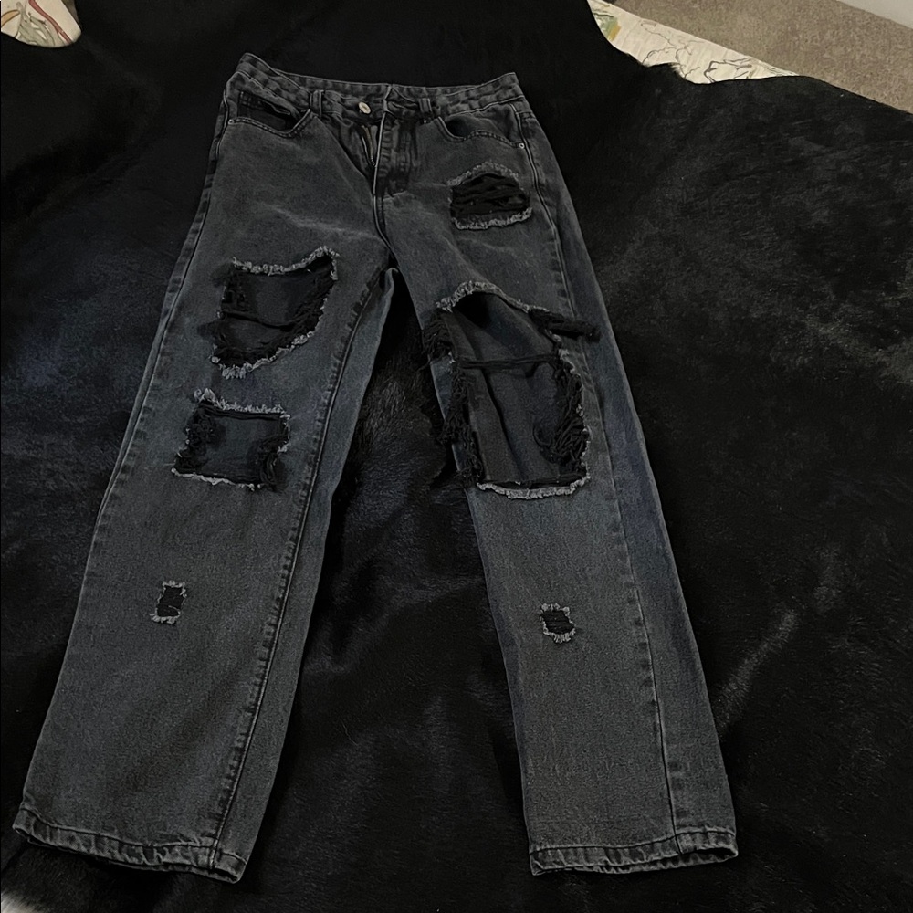 SHEIN Black Distressed Boyfriend Jeans